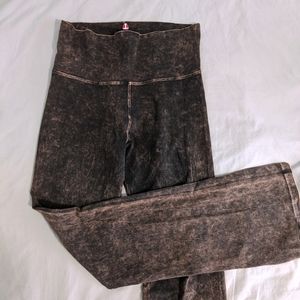 T Party Mineral Acid Washed Yoga Legging